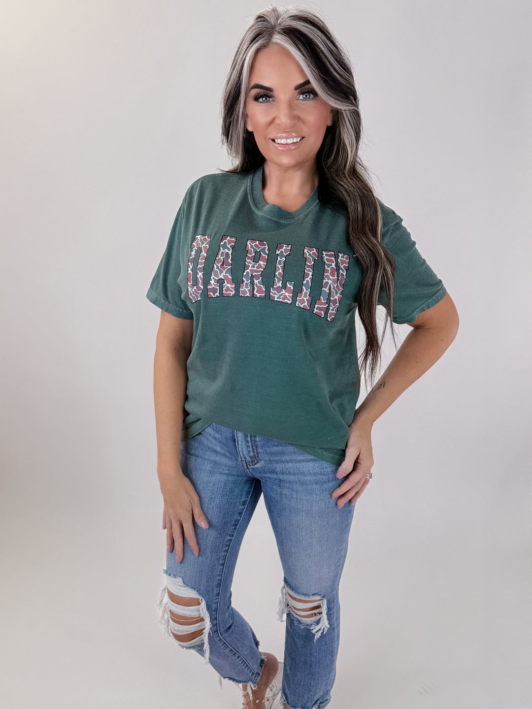 Darlin’ Graphic Tee (Hunter Green)
