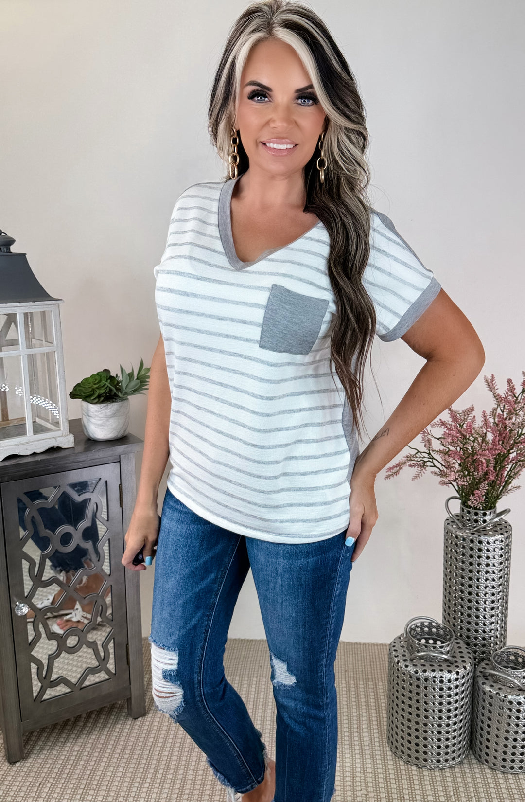 Chill Vibes Pocket top