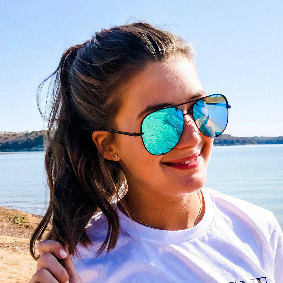 Classic Aviators: blue Sunglasses