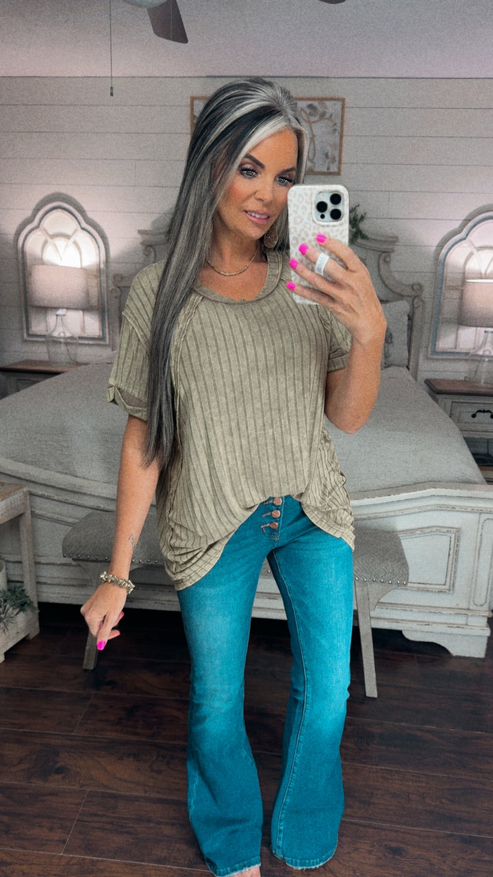 Ribbed Short Sleeve Tee – Olive