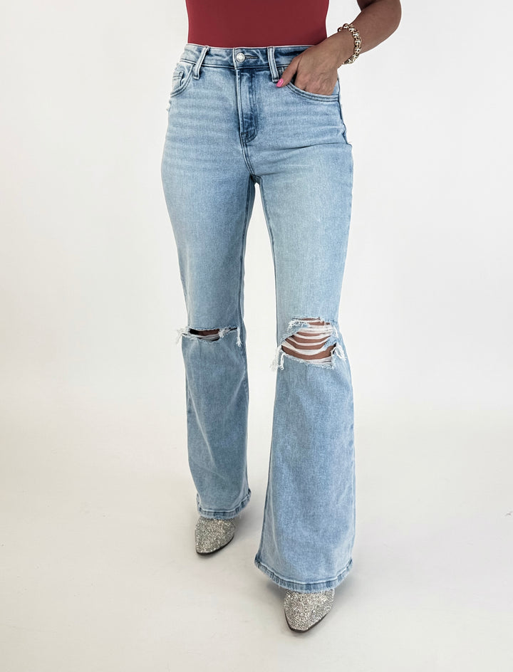 Everyday Favorite Distressed Flare Jeans – Light Wash