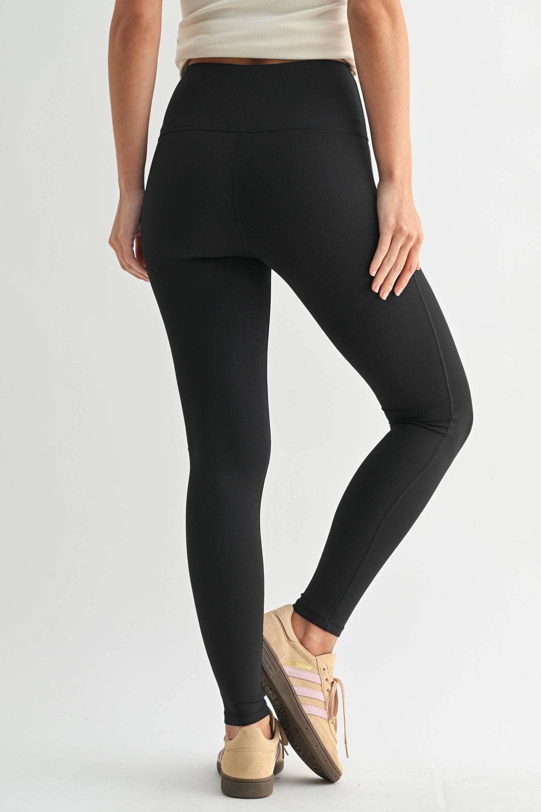 Jacquard Ribbed High-Waisted Leggings: BLACK