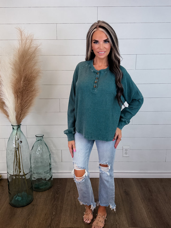 Free Spirit Washed Henley TOP