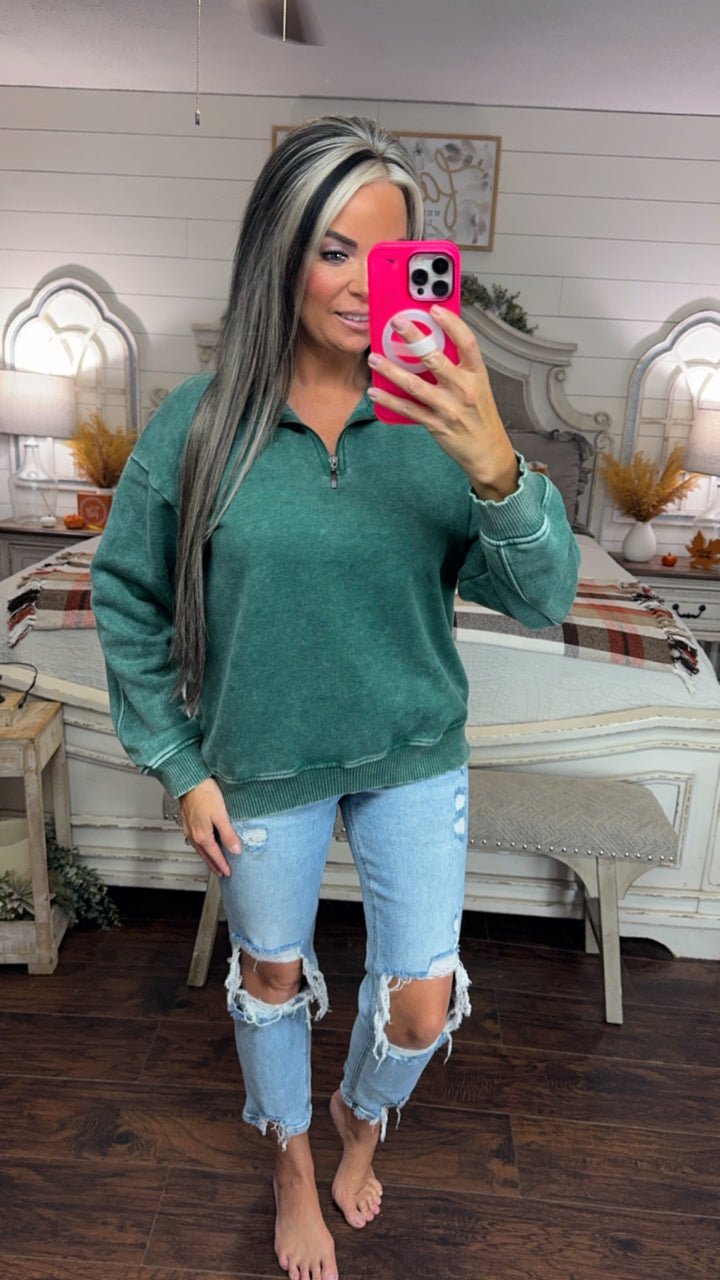 Forest green acid Washed Half Zip