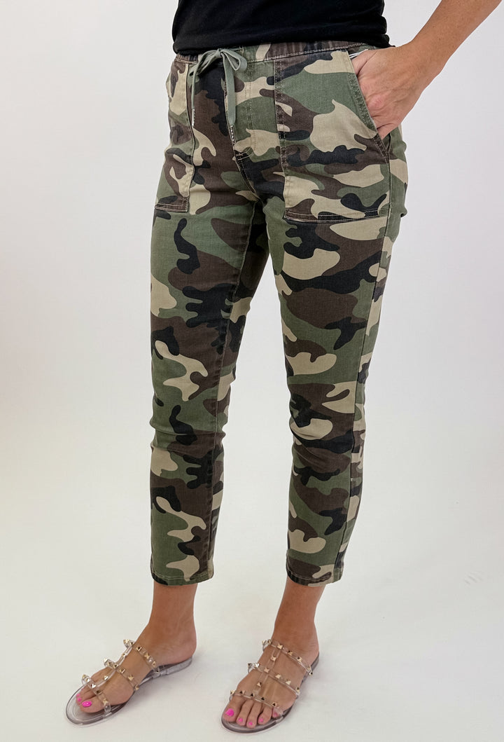 Camo crop Pants