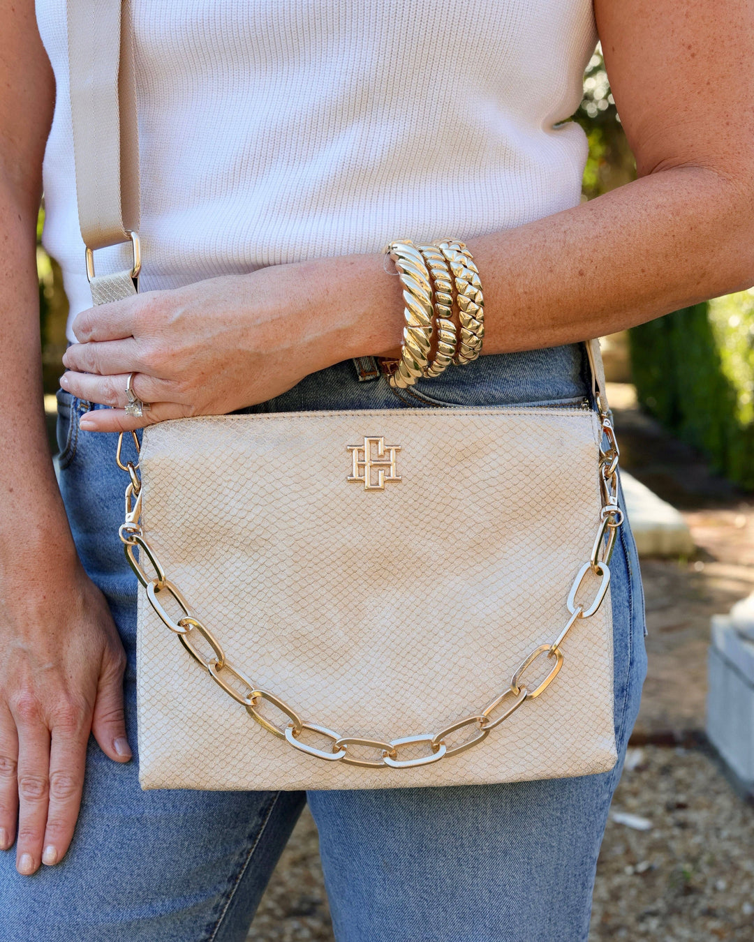 Ariana Crossbody Shimmer Champagne: Default