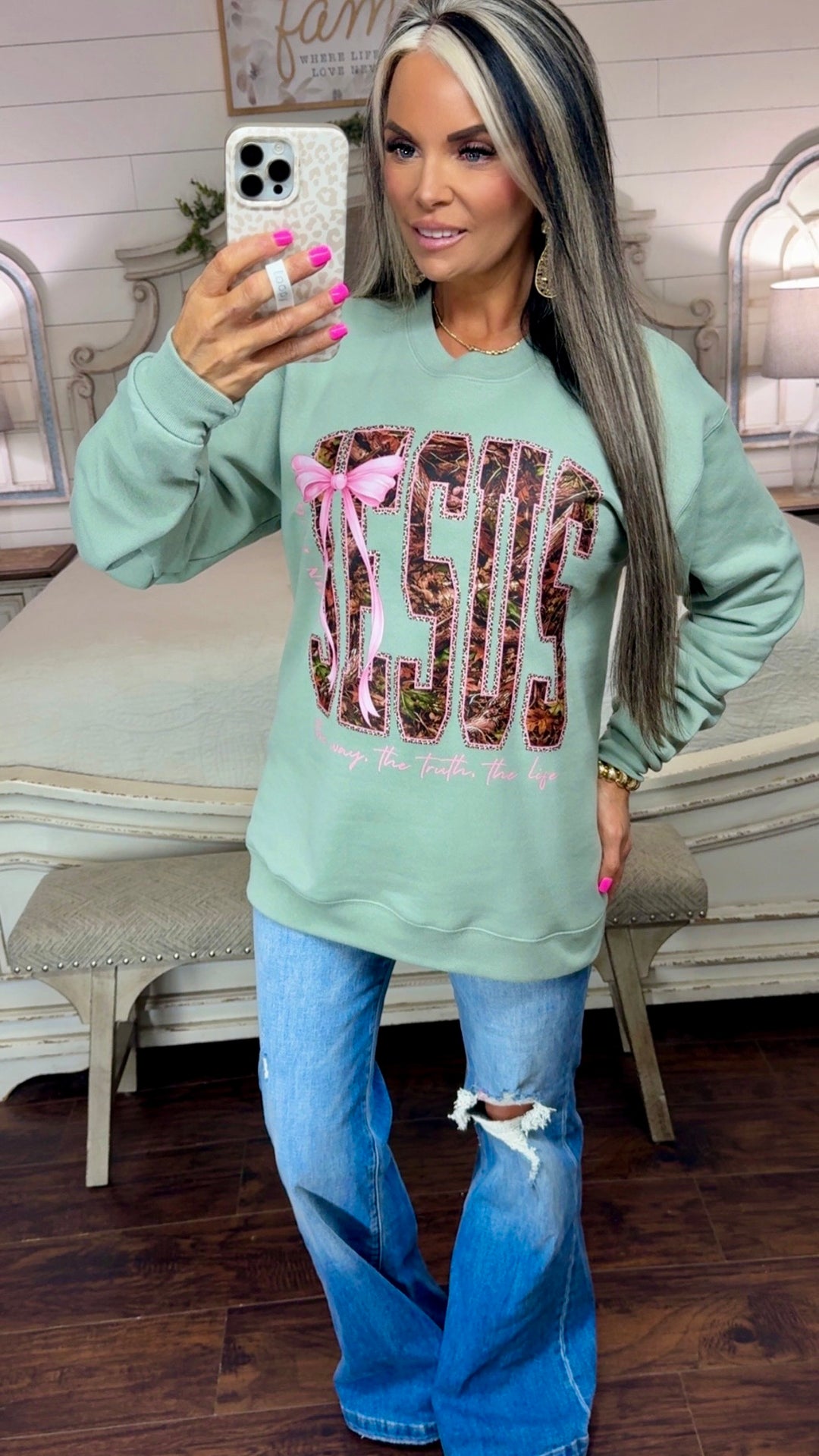 Jesus sweatshirt sage