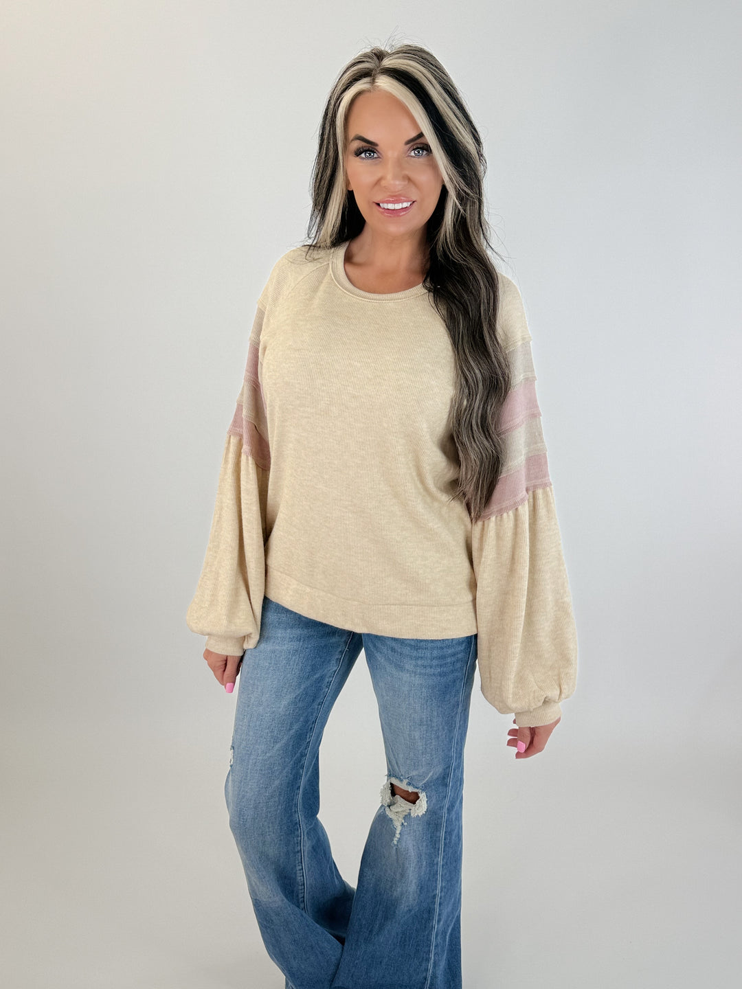Soft Contrast blush  Sleeve Top