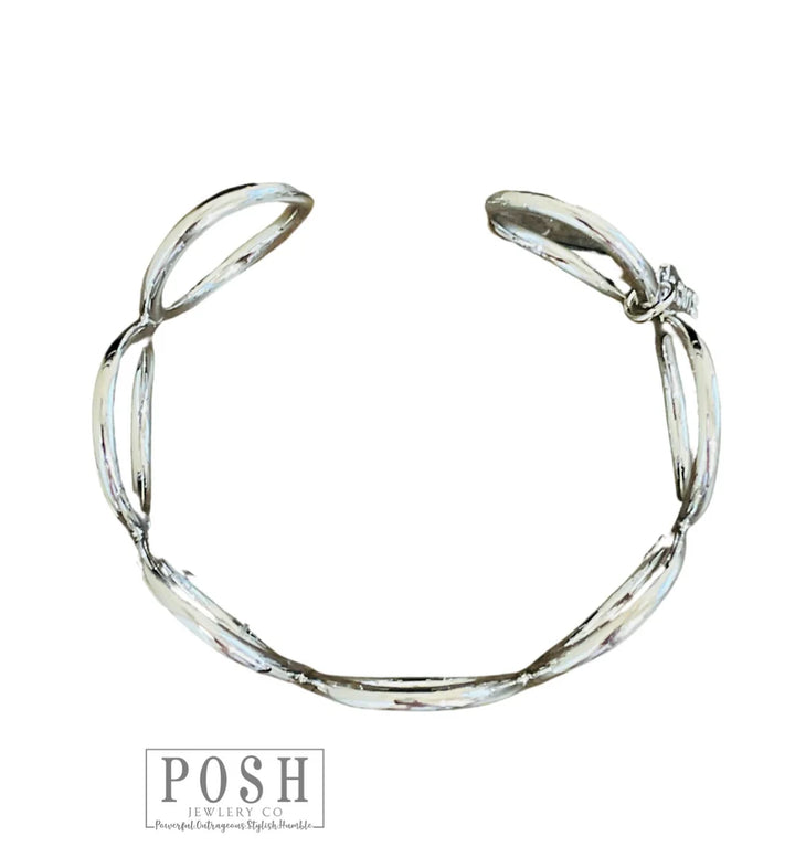 Open circle bracelet