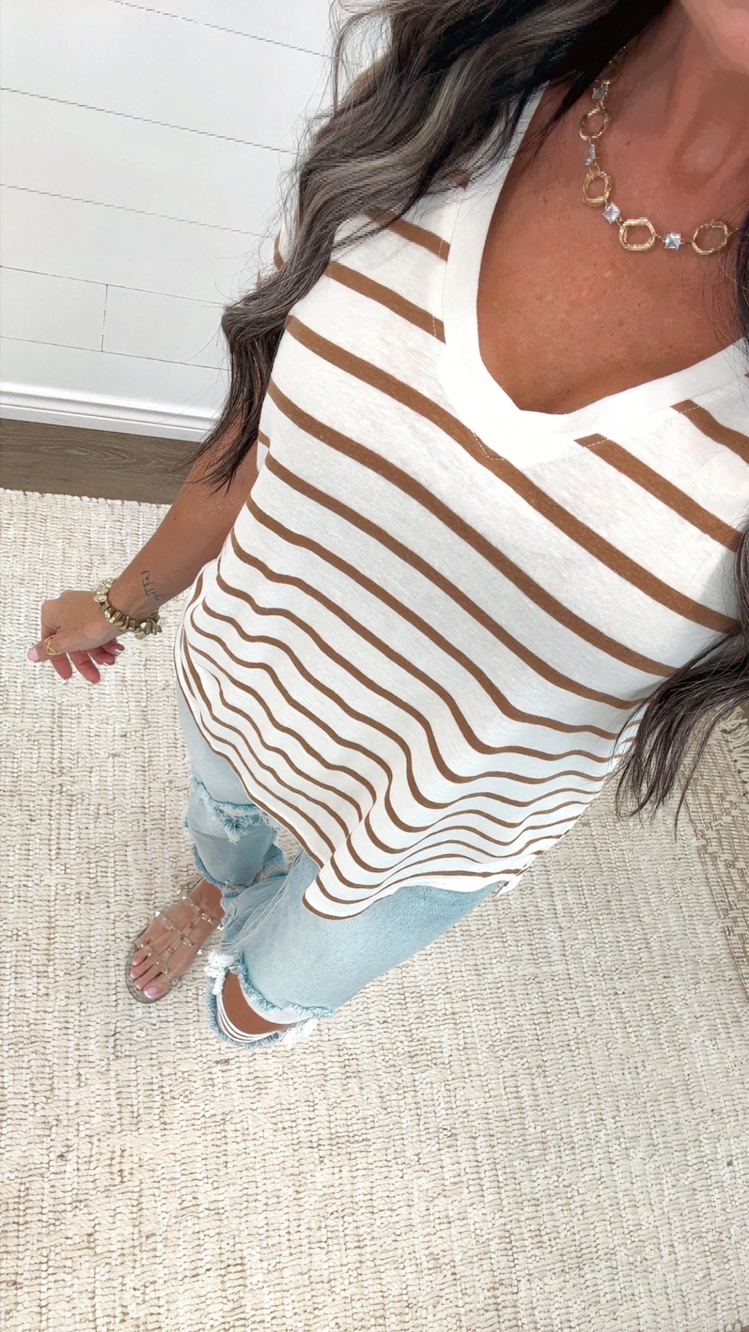 AUTUMN LINES STRIPED TEE- Toffee