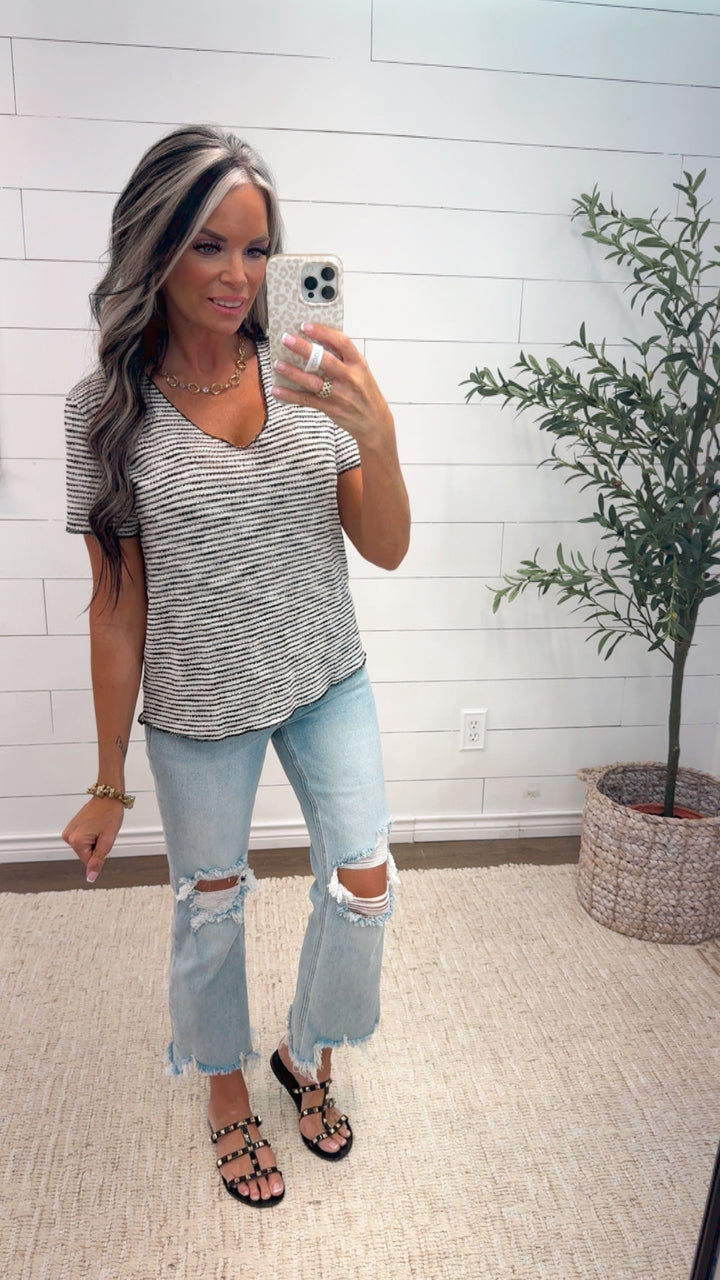 EVERYDAY TEXTURE STRIPE TOP