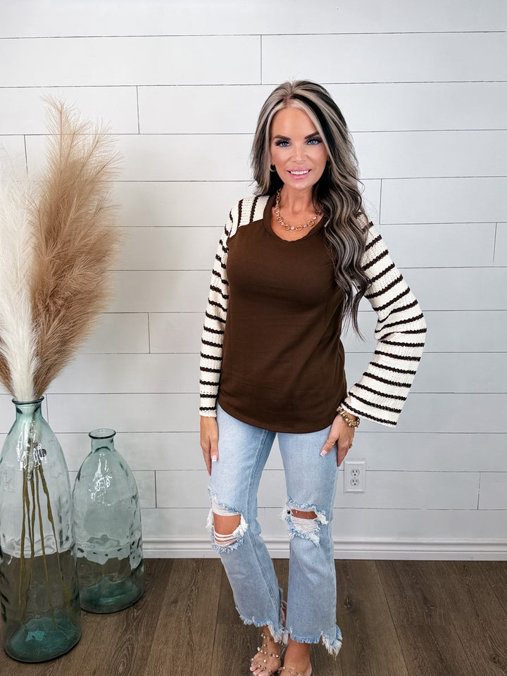 COFFEE DATE STRIPED SLEEVE TOP