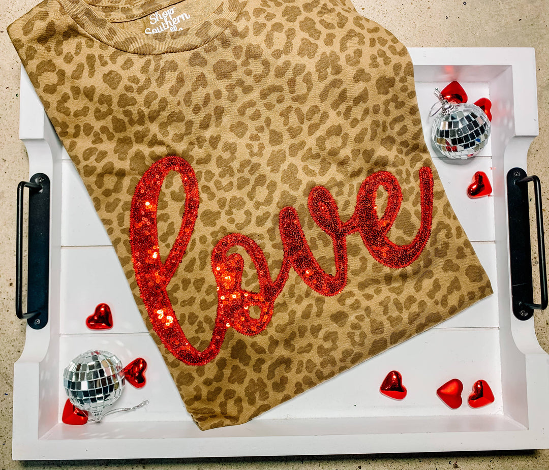 Valentines Day Love Leopard Short Sleeve: Large
